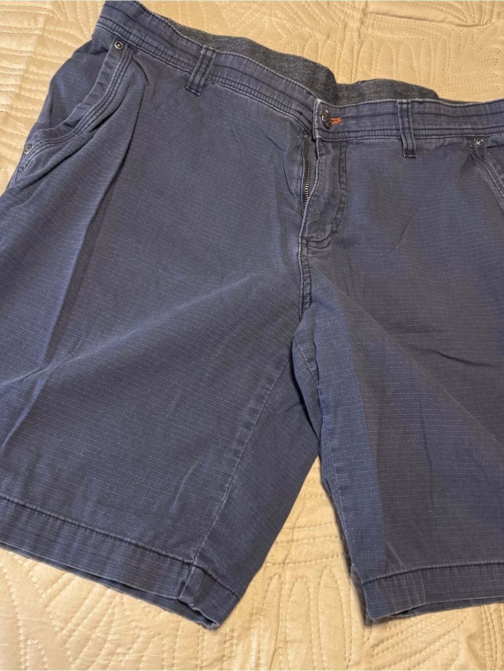 Weatherproof Men's Navy Blue Flat-Front Shorts Sz 33